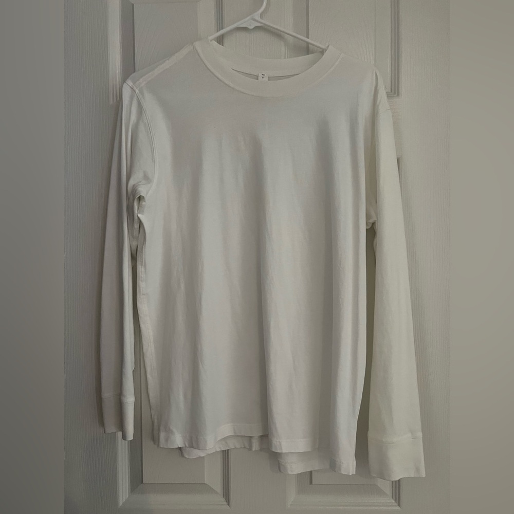 Lululemon Athletica White long sleeve tee